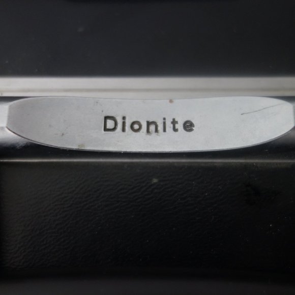 Vintage Dionite Bartender Luggage - Picture 10 of 14